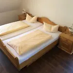 Schwarzwaldhotel فندق تودموس