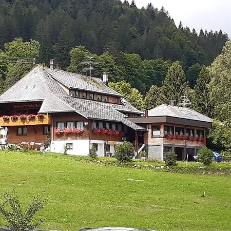 Schwarzwaldhotel Hotel *